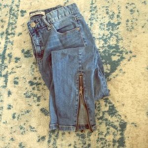 Free people jeans with zipper ankle